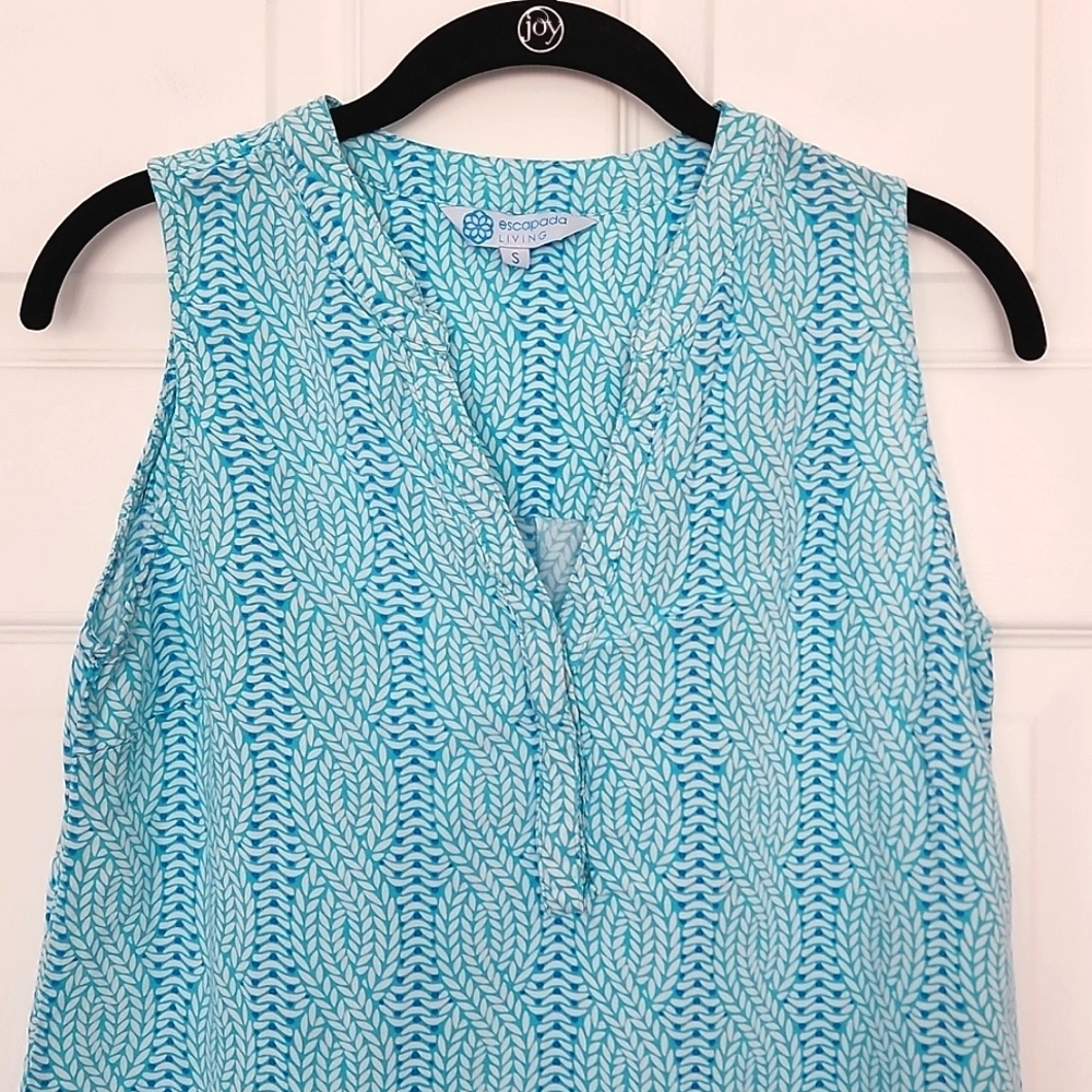 Escapada Blue Leaf Braid Pattern Tunic Top - image 2